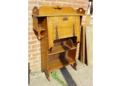 An Arts and Crafts Oak Fall Front Bureau with Copper Handles and Hinges - Thumbnail 3