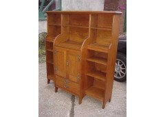 Maple and Co. an Excellent Quality Oak Arts and Crafts Breakfront Sideboard/bookcase - Thumbnail 2