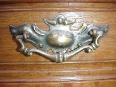 Maple and Co. an Excellent Quality Oak Arts and Crafts Breakfront Sideboard/bookcase - Thumbnail 4