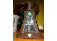 A pair of Arts and Crafts hand hammered lantern - Thumbnail 4