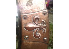 Liberty and Co. An Arts and Crafts copper mirror - Thumbnail 5