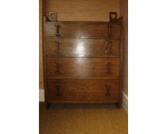 Liberty and Co. An Atheleston (1/4 sawn) oak chest of drawers - Thumbnail 1