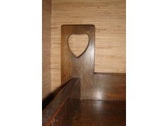 Liberty and Co. An Atheleston (1/4 sawn) oak chest of drawers - Thumbnail 3