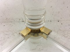 A square Lucite and brass two tier side table probably French - Thumbnail 6