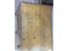Romney Green. An Arts and Crafts oak sideboard - Thumbnail 4