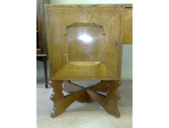 Romney Green. An Arts and Crafts oak sideboard - Thumbnail 6