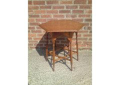 Liberty and Co. A rare Liberty and Co oak sidetable - Thumbnail 1