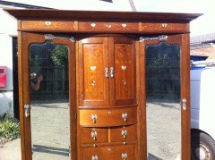 Shapland and Petter. A good Arts and Crafts oak bedroom pair with abalone - Thumbnail 2