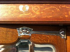 Shapland and Petter. A good Arts and Crafts oak bedroom pair with abalone - Thumbnail 3