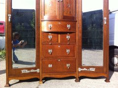 Shapland and Petter. A good Arts and Crafts oak bedroom pair with abalone - Thumbnail 15