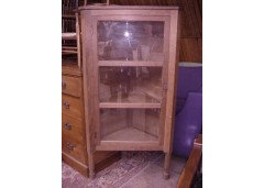 Malcolm Foxman Pipes. A corner cupboard. - Thumbnail 1