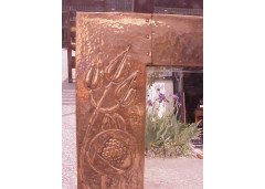 A Glasgow School copper mirror with fantastic stylised Glasgow Roses to each side - Thumbnail 3