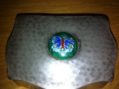 Liberty and Co. An Arts and Crafts pewter box - Thumbnail 2
