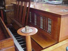 Walter Cave for Bechstein. A mahogany piano with an overstrung upright underdamper action - Thumbnail 7