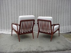 A pair of Modernist armchair - Thumbnail 2