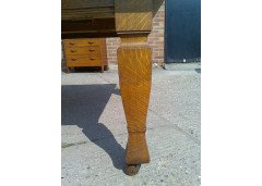 Shapland and Petter. An Arts and Crafts oak 14 seater extending dining table with three leaves and eight matching chairs - Thumbnail 8