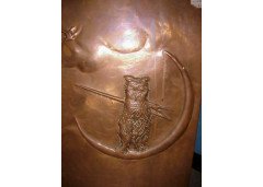 A copper fire screen with an owl standing on the crescent moon beside a stylised tree - Thumbnail 2