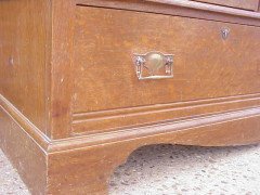 Shapland and Petter. an Arts and Crafts Oak Treble Wardrobe and Dressing Table - Thumbnail 5