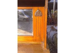 A Glasgow Style Arts and Crafts Oak Sideboard with Stylised Cut-outs to the Top and to the Sweeping Base. - Thumbnail 5