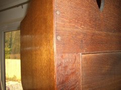 A good quality Arts and Crafts oak hallrobe and matching hallseat - Thumbnail 8