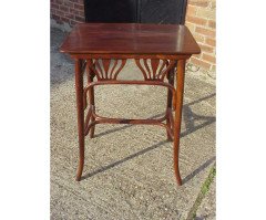 Gustav Siegel for J and J Kohn. A J and J Khon bentwood side table - Thumbnail 4