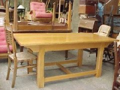 Arts and Crafts c.1930 Oak Refectory Table - Thumbnail 1