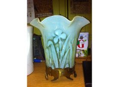 An Impressive French Vaseline Hanging Light with Individual Stylised Floral Decorations. - Thumbnail 2