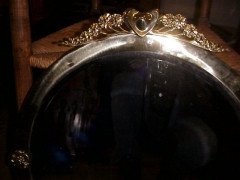 A Good Quality Polished Brass Arts and Crafts Round Bevelled Mirror - Thumbnail 2