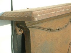 An Arts and Crafts cast iron fireplace - Thumbnail 6