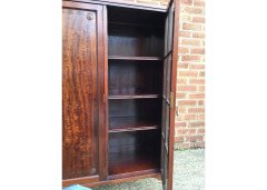 Shapland and Petter. a Super Quality Edwardian Walnut Display Cabinet Stamped S Pb to the Locks - Thumbnail 4