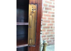 Shapland and Petter. a Super Quality Edwardian Walnut Display Cabinet Stamped S Pb to the Locks - Thumbnail 5