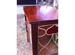 Shapland and Petter. An Arts and Crafts walnut side table cabinet - Thumbnail 7
