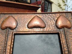 Hale. A rare pair of Arts and Crafts copper photo frame - Thumbnail 4