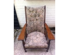 An Arts and Crafts oak reclining armchair with large flat extended arms - Thumbnail 3