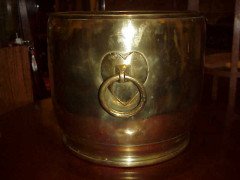 C F A Voysey (style of). A superb quality brass coal/plant bucket - Thumbnail 1