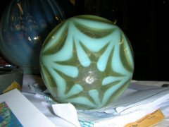 A Gothic Revival brass light with a good Vaseline shade - Thumbnail 2