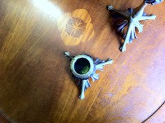 WAS Benson. A pair of brass and copper candlesticks - Thumbnail 3