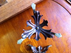 WAS Benson. A pair of brass and copper candlesticks - Thumbnail 5