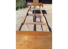 Wylie and Lochhead. A rare 16 foot long Arts and Crafts oak extending dining table with six original leaves - Thumbnail 5