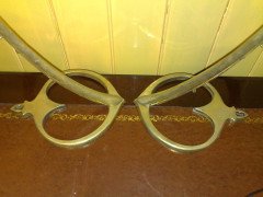 WAS Benson. A brass table lamps in the form of Swans with heart shaped bases - Thumbnail 7