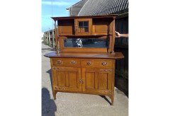 A Sweet Little Arts & Crafts Oak Sideboard with Nice Proportions - Thumbnail 2