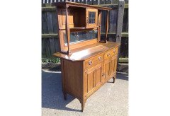 A Sweet Little Arts and Crafts Oak Sideboard with Nice Proportions - Thumbnail 3