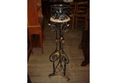 A wonderful hand wrought iron plantstand - Thumbnail 1