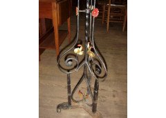 A wonderful hand wrought iron plantstand - Thumbnail 3