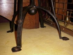 Birmingham Guild of Handicraft. A rare Arts and Crafts hand wrought iron standard lamp - Thumbnail 6