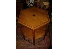 Shapland and Petter. An oak hexagonal sidetable - Thumbnail 3