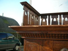 Shapland and Petter. A stunning Arts and Crafts oak Hall Cupboard with an upper area for display - Thumbnail 5