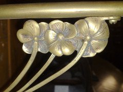 A single Arts and Crafts brass wall light - Thumbnail 7