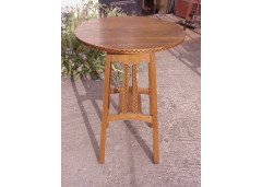 Five matching Arts and Crafts oak sidetable - Thumbnail 9