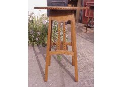 Five matching Arts and Crafts oak sidetable - Thumbnail 10